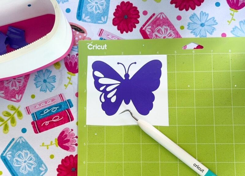 Cricut_weeding_flatlay