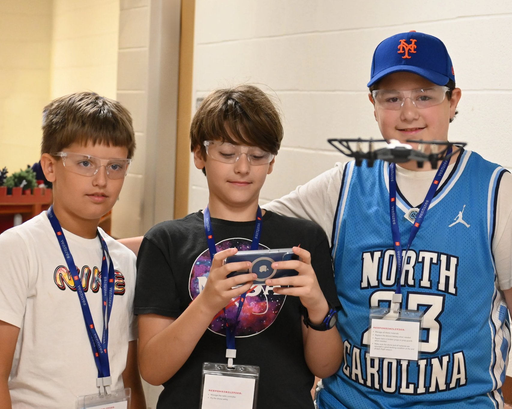 FD_Drone_boys_flying