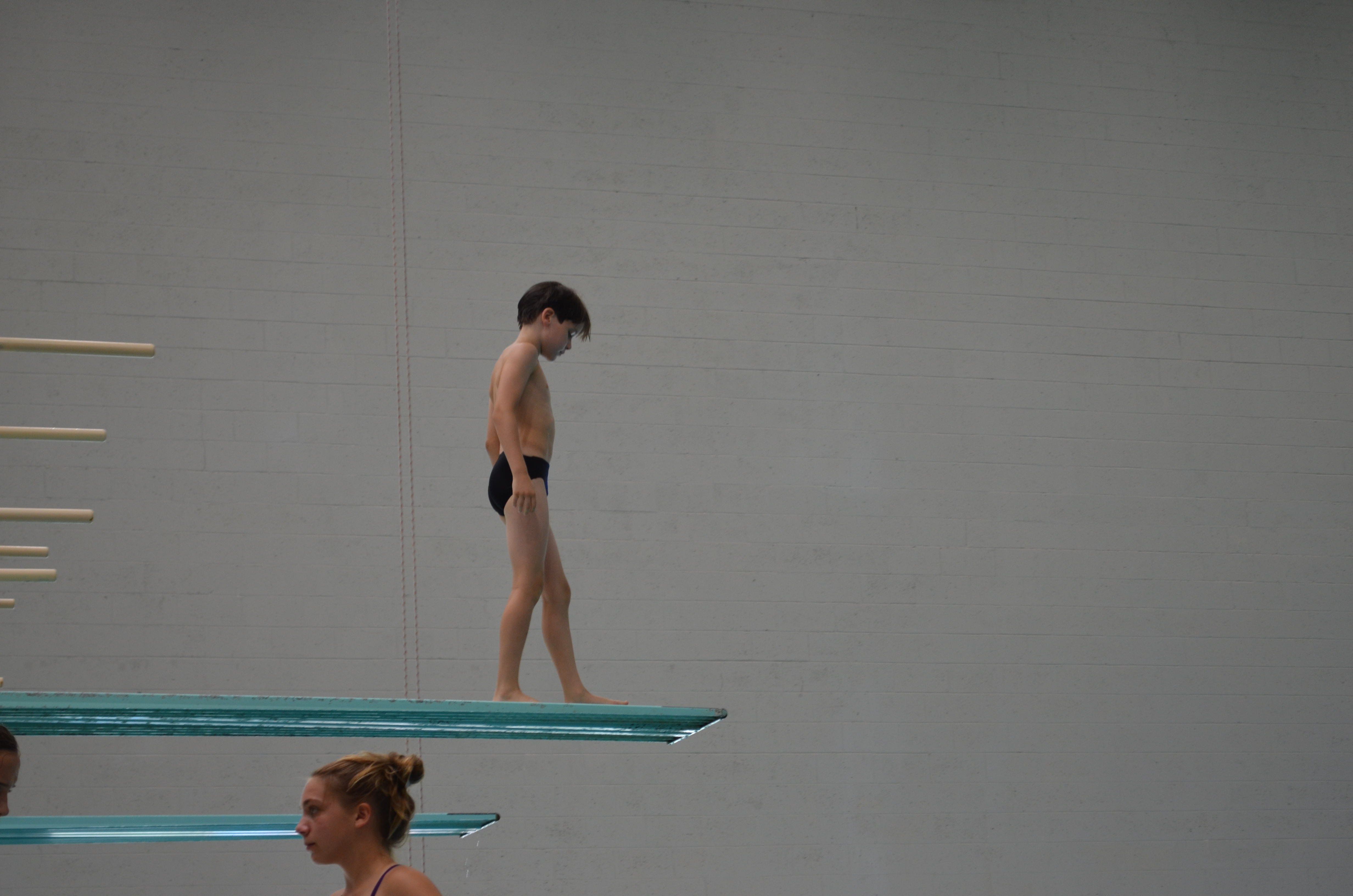 Moments.Noam.Diving.Nov.20.2019.1.Canva