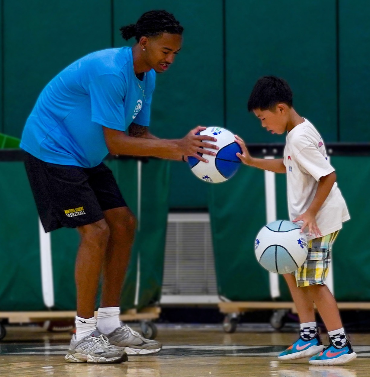 OW_Basketball_coach_practice_boy-1 OW_Basketball_coach_practice_boy-1
