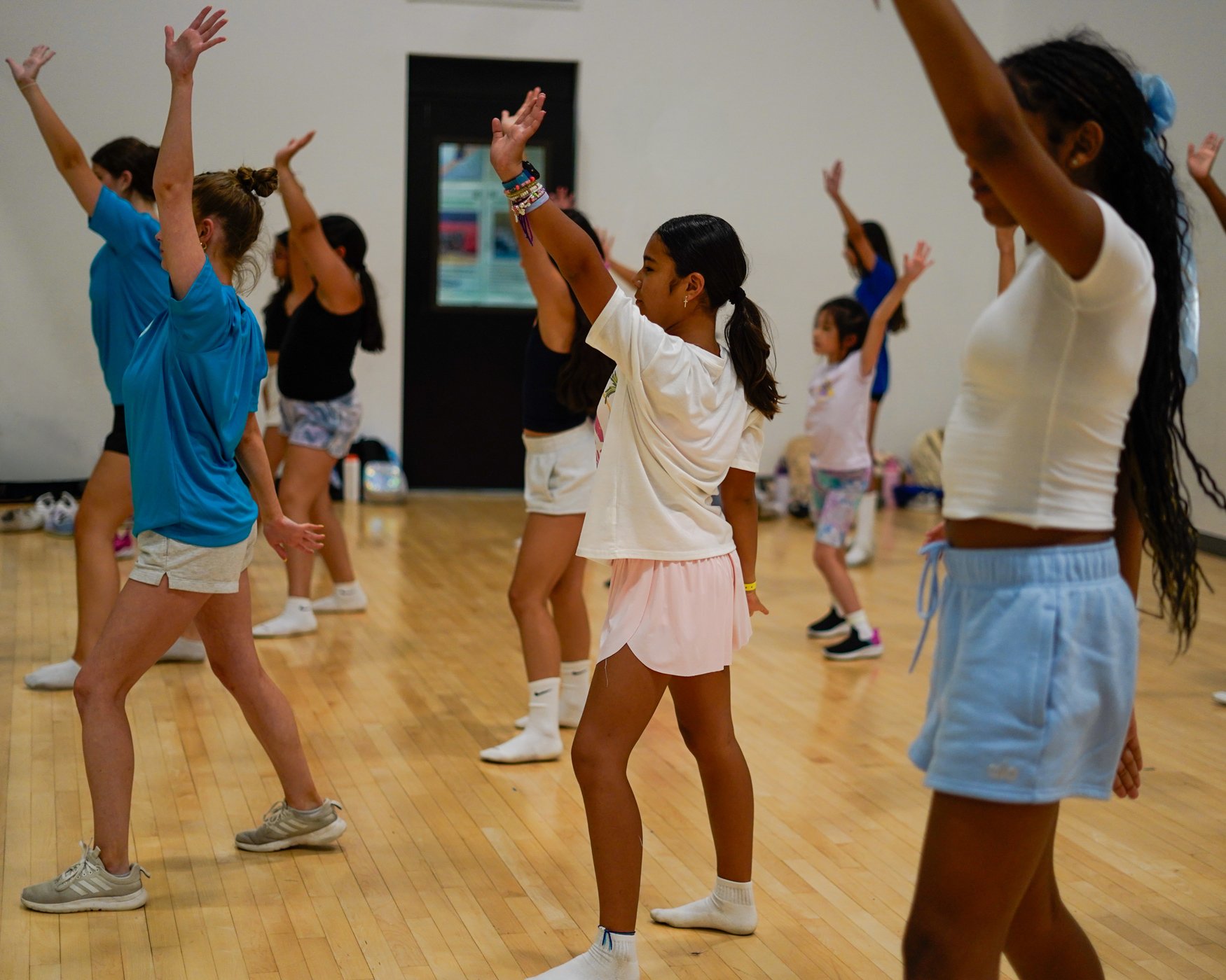 OW_Dance_group_class_studio