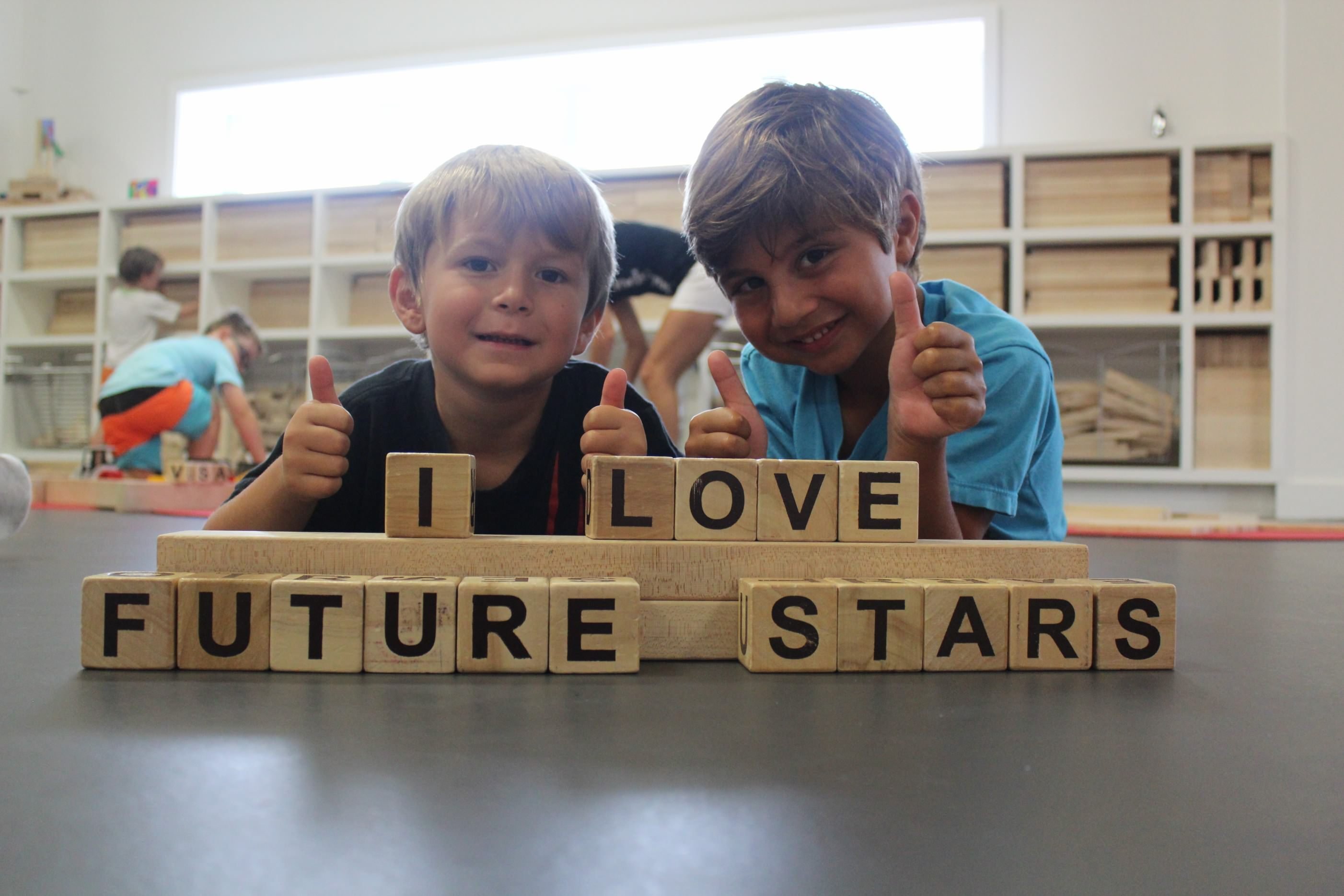 RisingStars_campers_blocks