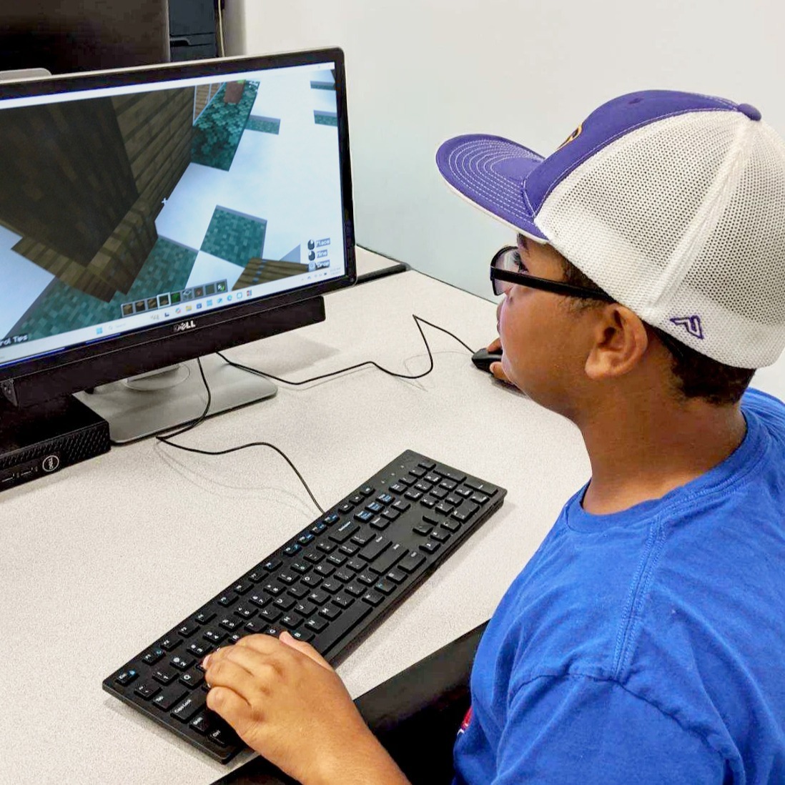 SH_STEAM_computer_boy_minecraft