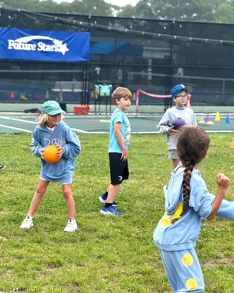 SH_multisport_girl_boy_dodgeball