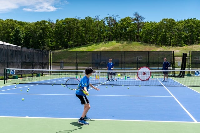 TennisAcademy