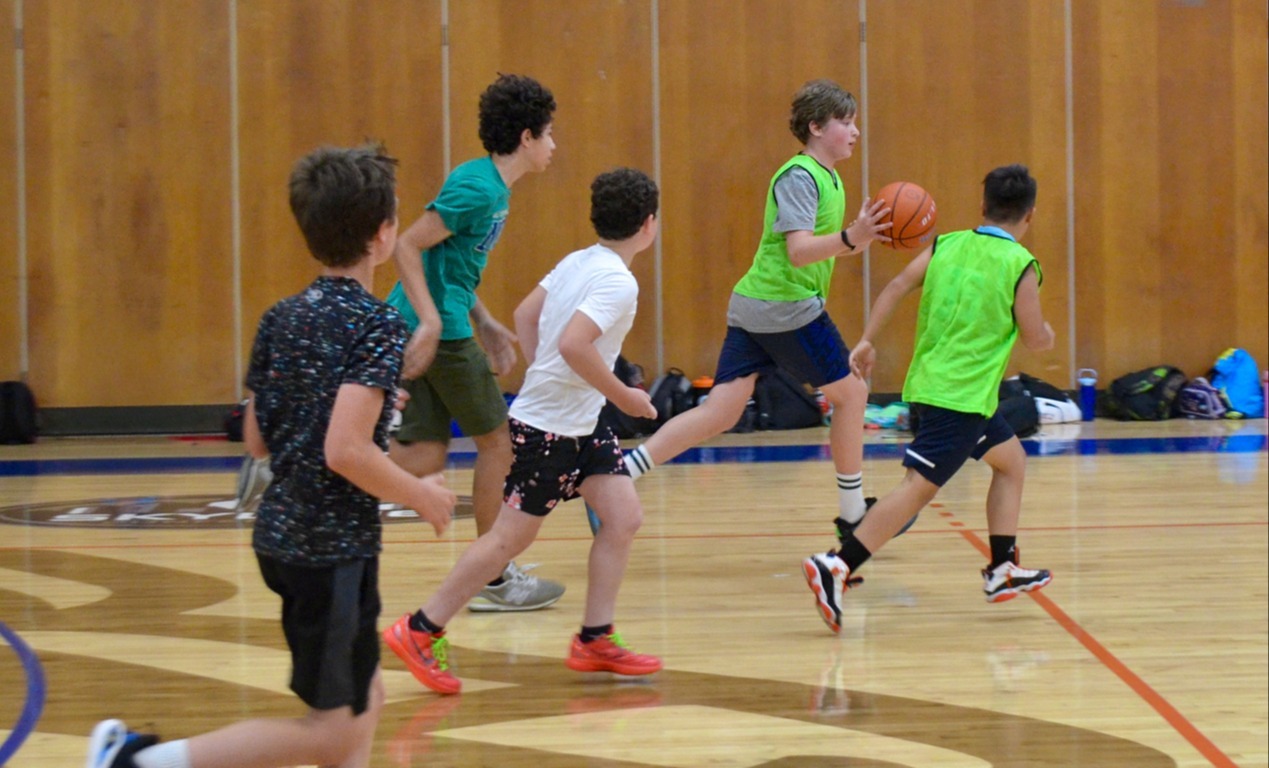 basketball_court_boys