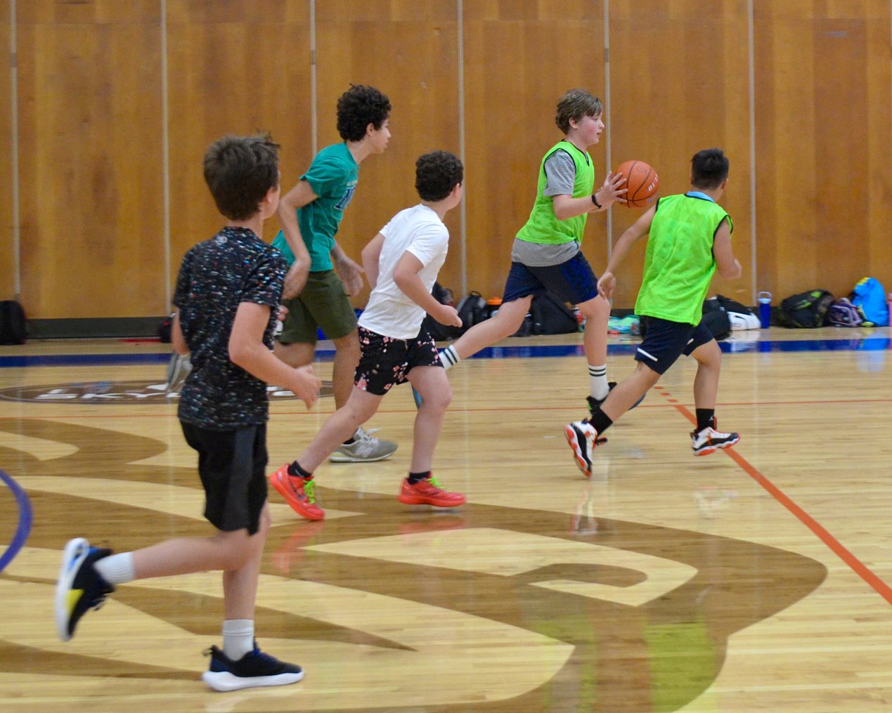 basketball_court_boys