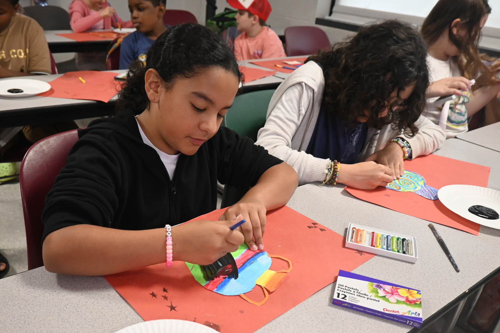 Art_project_working_girl