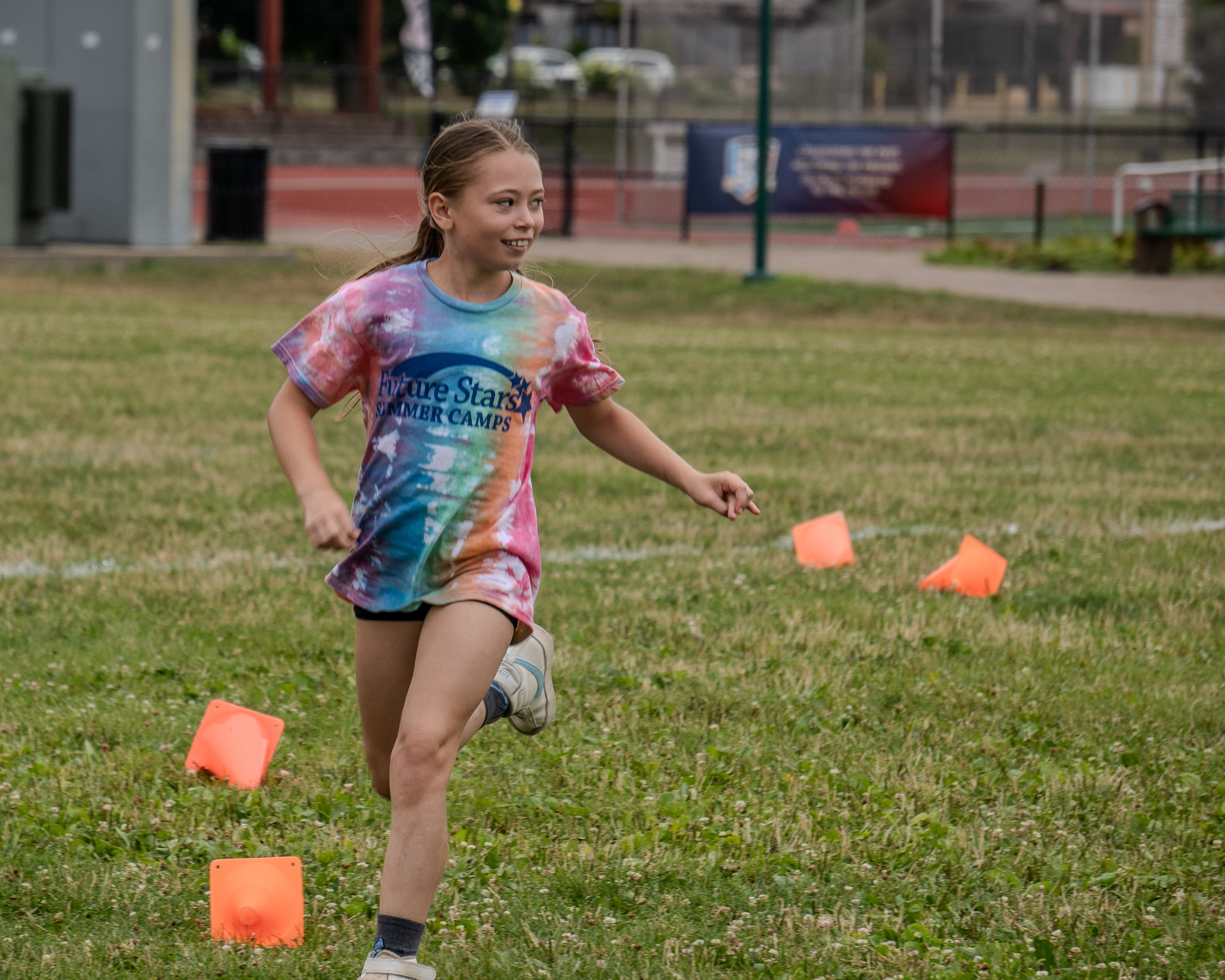 FD_multisport_girl_running_relay
