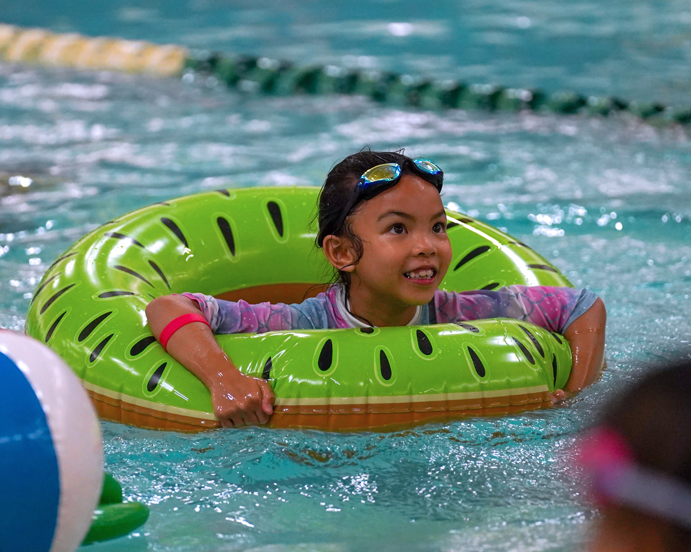 OW_AllStars_pool_swim_girl