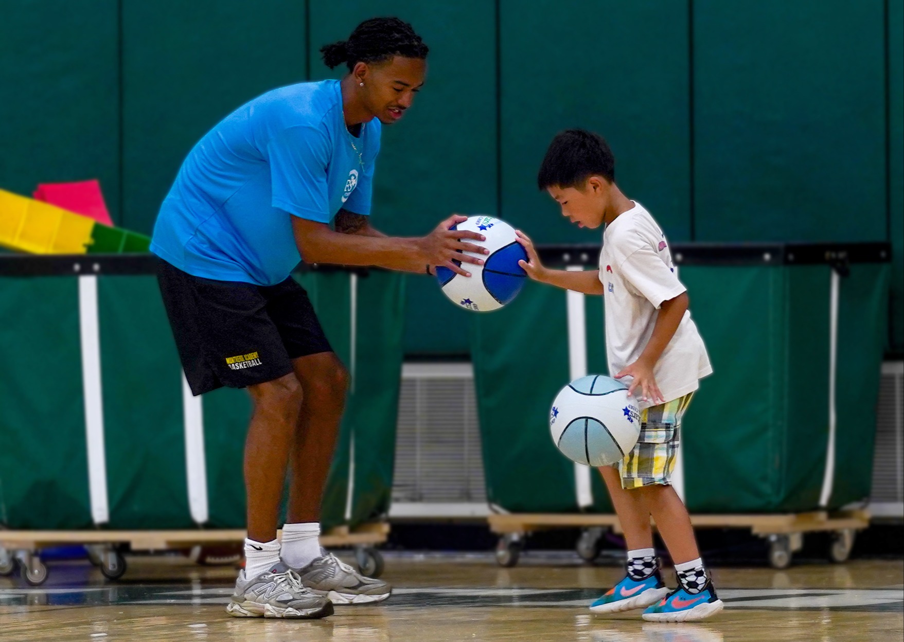 OW_Basketball_coach_practice_boy