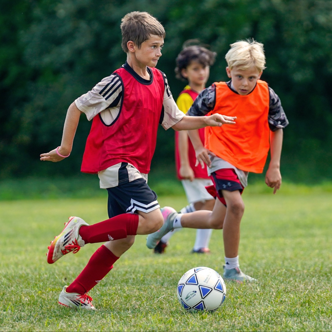 OW_Soccer_boys_running