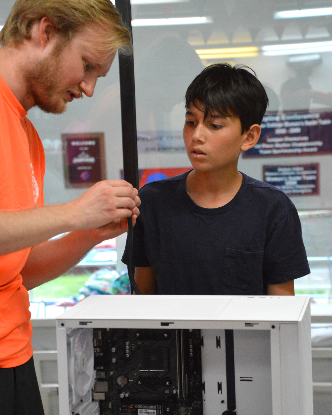 PCbuilding_boy_coach