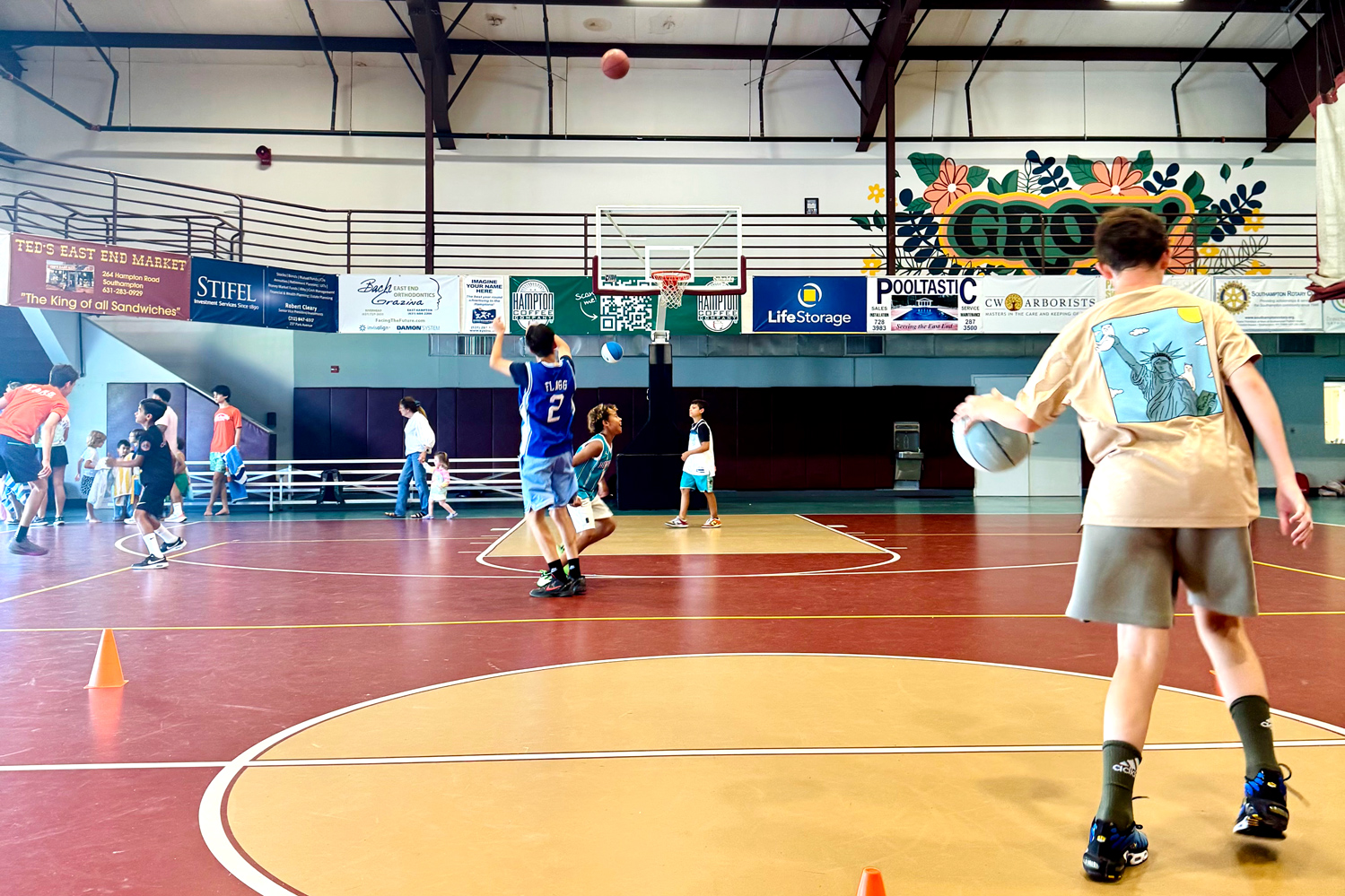 SH_basketball_court_indoor_drills