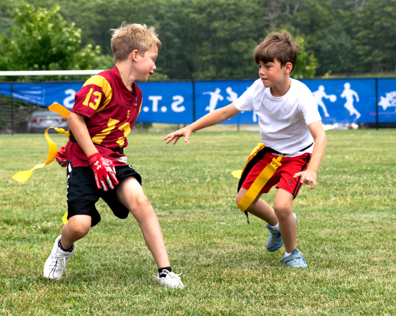 SH_flag_football_boys_field