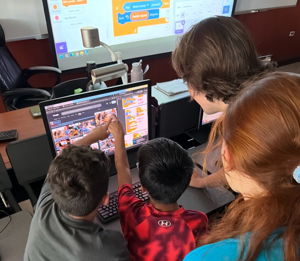 STEAM-tank_coach-camper-coding STEAM-tank_coach-camper-coding
