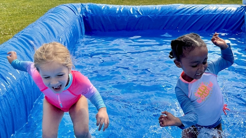 WHRH_littlestars_water