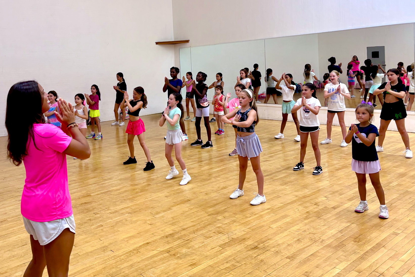 cheer_practice_studio_campers_coaches